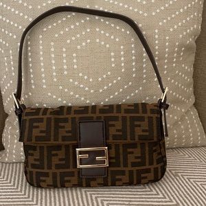 FENDI Shoulder Small Bag